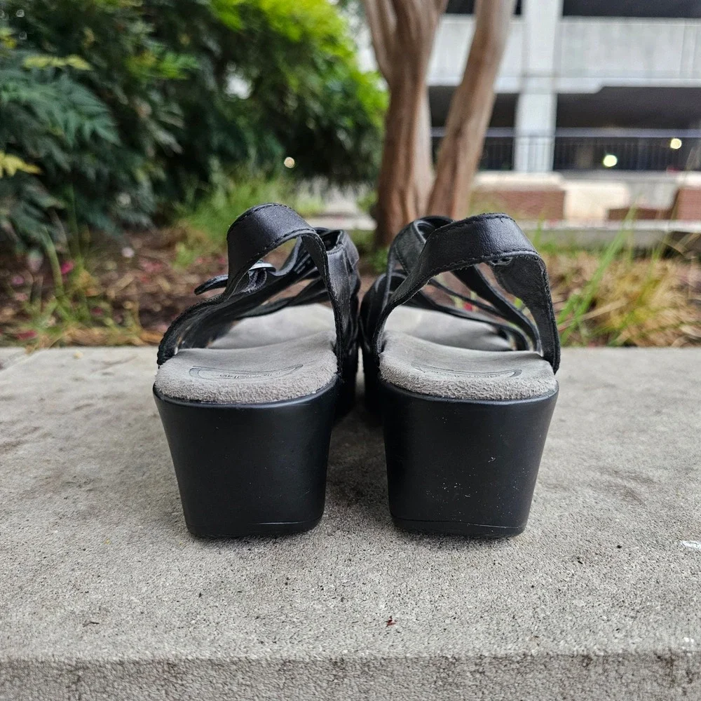 Dansko Stevie Wedge Sandals 39 Black Leather Slingback Comfort Shoes Granola